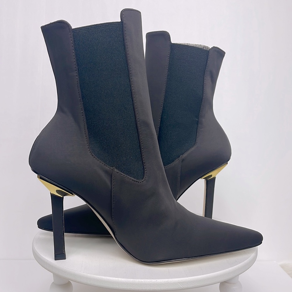 NIB Good American Chocolate Neoprene Bootie Size 8
